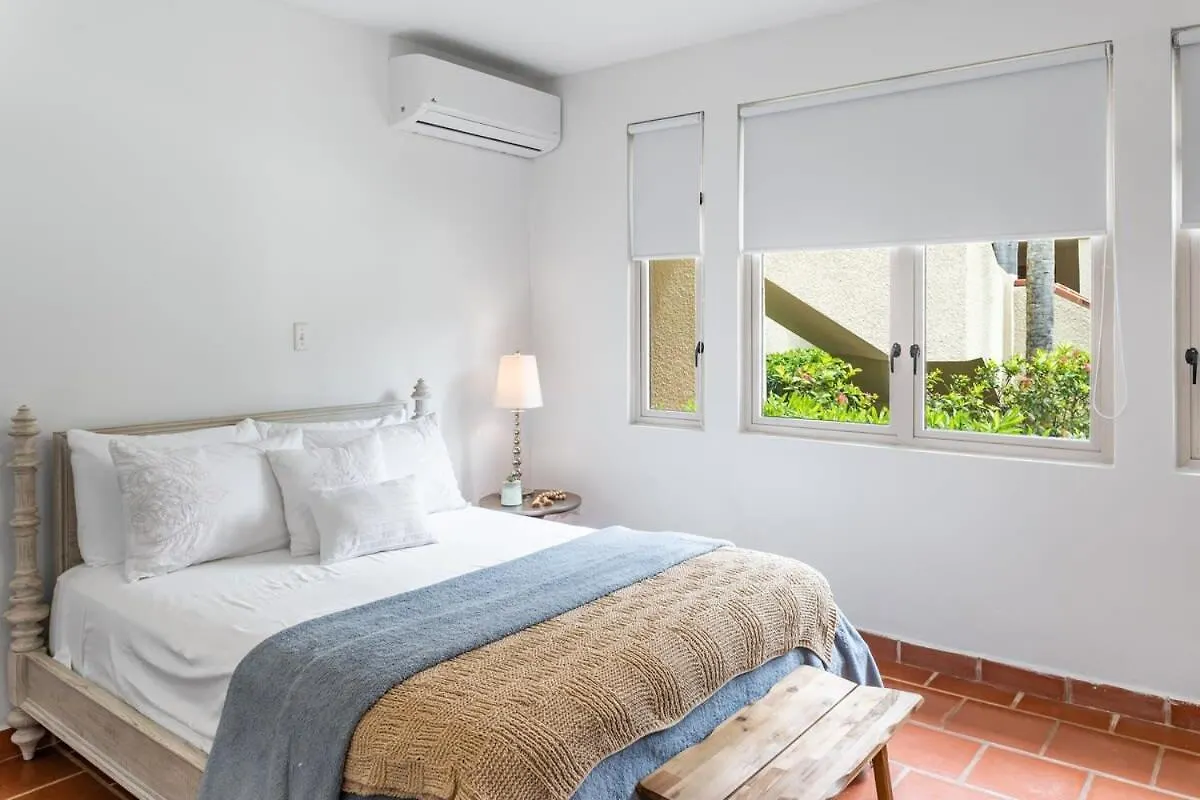 Upscale Villa In Gated Community Beach Access Yari Vega Alta