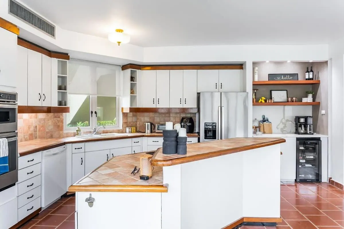 Upscale Villa In Gated Community Beach Access Yari ベガ・アルタ